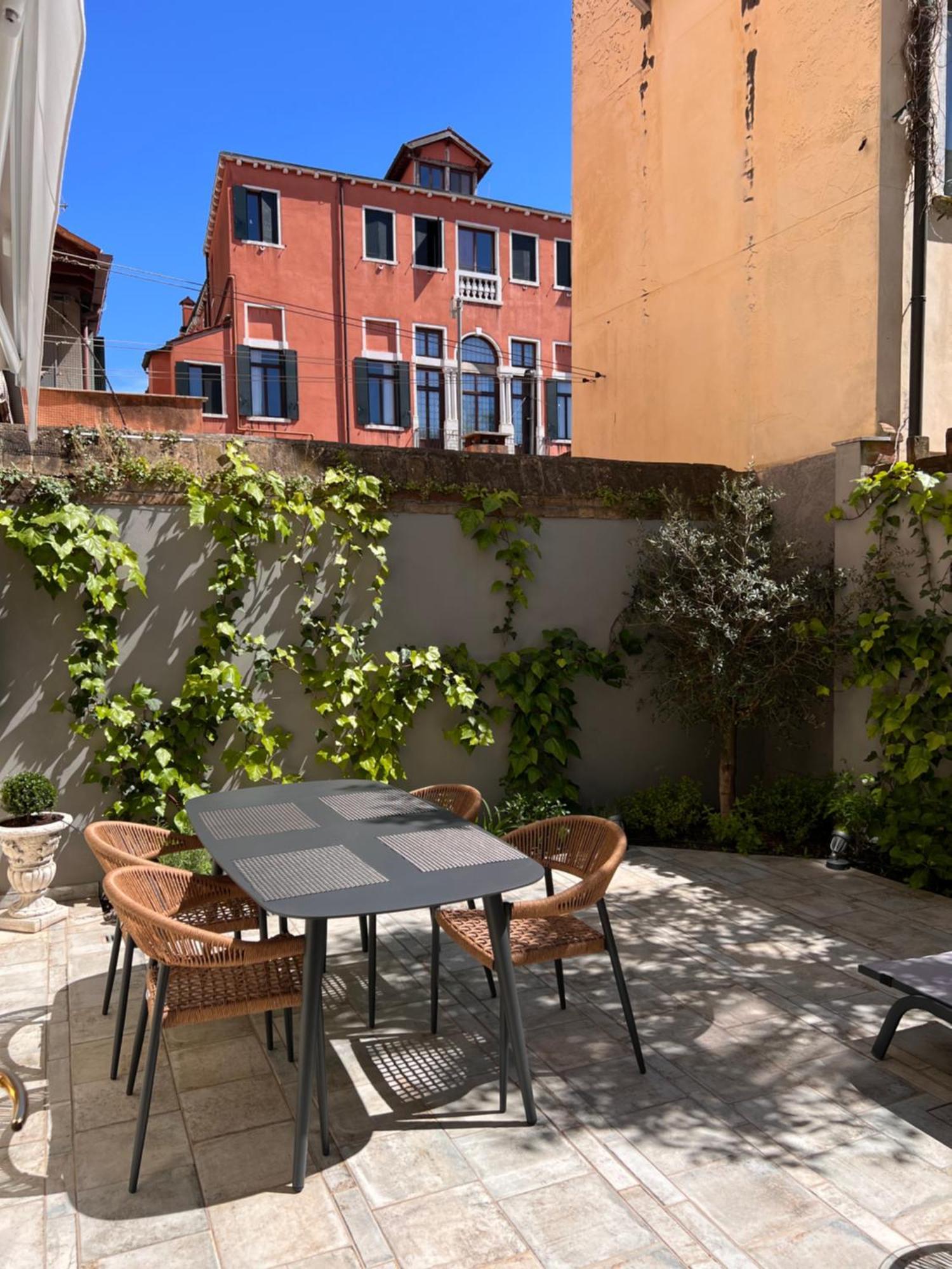 Wow Garden In The Heart Of Venedig Exterior foto